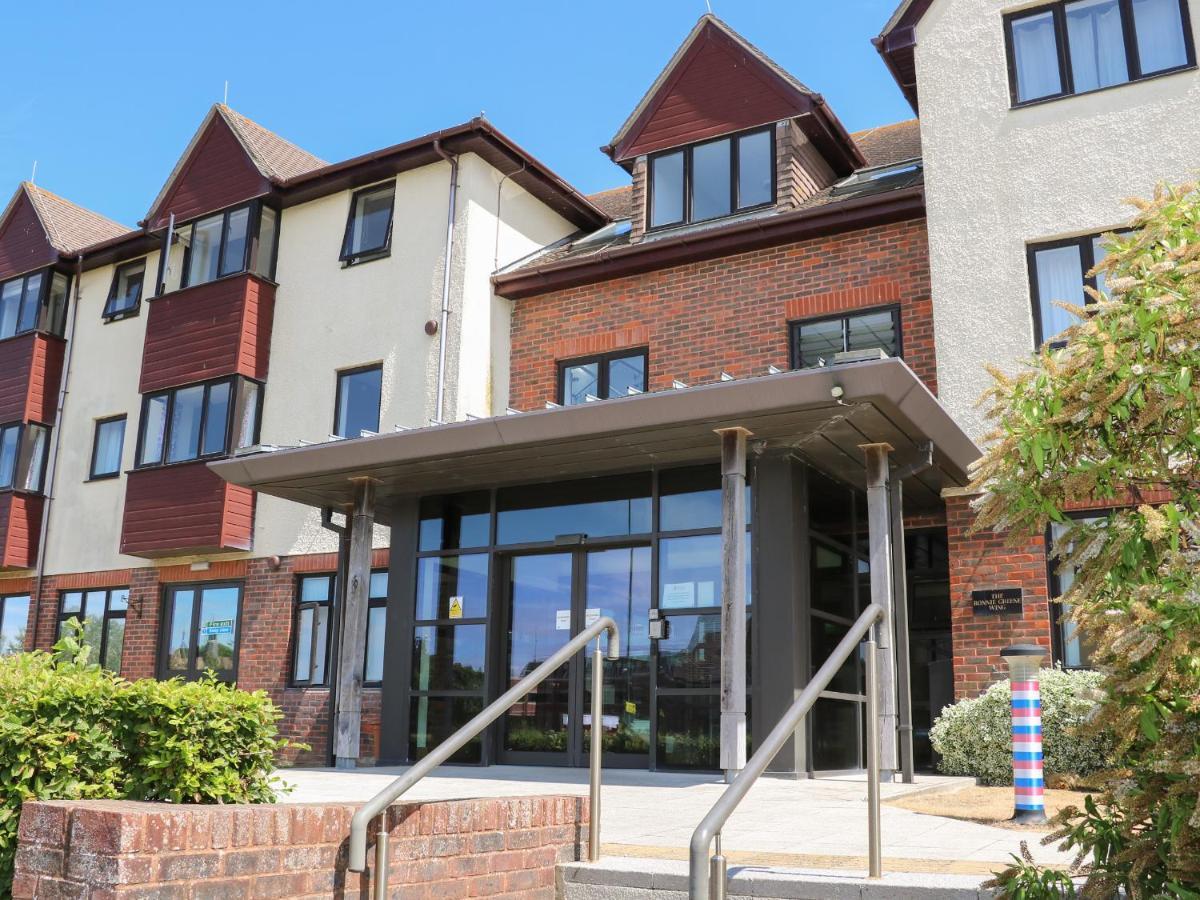 Flat 33 - Marine Court Villa Littlehampton Eksteriør bilde