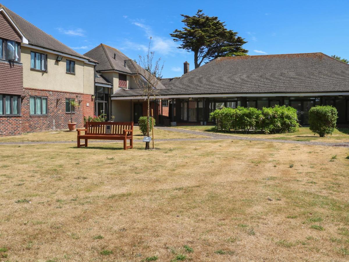 Flat 33 - Marine Court Villa Littlehampton Eksteriør bilde